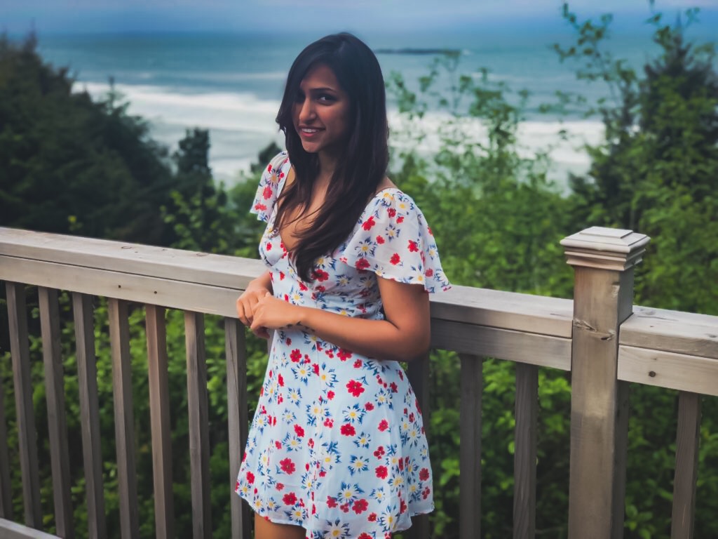 Beach blue floral outfit